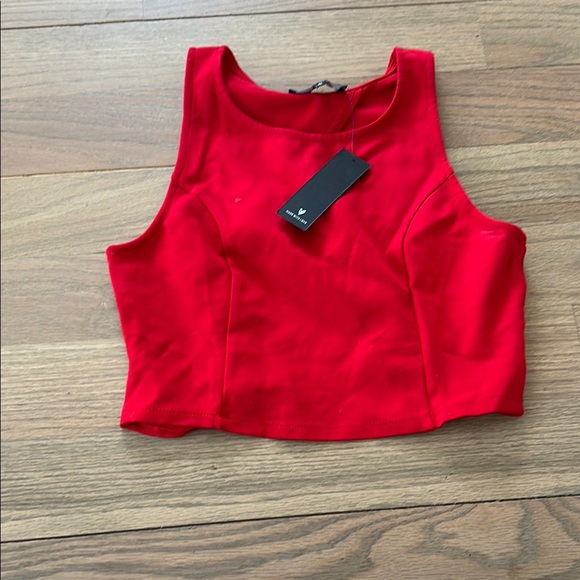 NWT Red Sleeveless Crop Top - Picture 2 of 7
